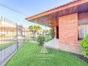 Chalet de 3 ambientes c/ Quincho y cochera doble zona...