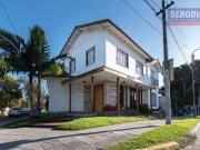 Chalet de 5 ambientes con parque