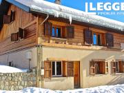 Chalet de 7 chambres, 243m2, au coeur des Deux Alpes à...