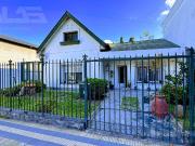 Chalet de epoca de 5 ambientes con galpón o depósito...