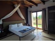 Chalet de lujo con piscina y jardín en Alcalá de Gurrea