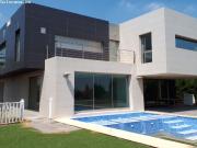 CHALET DE LUJO EN SIERRAMAR