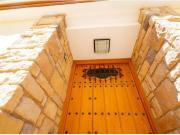 CHALET DE LUJO JUNTO A LA PLAYA CON PISCINA CLIMATIZADA