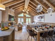 Chalet de luxe à Val d’Isère avec jacuzzi et sauna