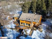 Chalet d'exception à l'architecture unique Serre...