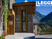 Chalet élégant de cinq chambres, situé à quelques...