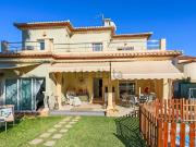 Chalet, Els Poblets