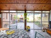 Chalet en 2 plantas 5 amb en venta, con patio y jardín...
