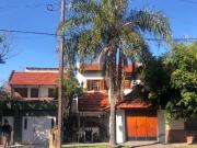 Chalet en 2 plantas c/ quincho o Dpto 2amb Lanús O