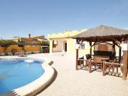 Chalet en alquiler de vacaciones en La Siesta, Alicante...