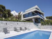 Chalet en alquiler en avenida, Castelldefels, de 450 m²...