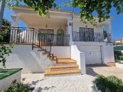Chalet en alquiler en calle Arinsal, Cunit, de 115 m² 4...