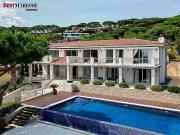 Chalet en alquiler en calle De Cabrera, Cabrils, de 789...