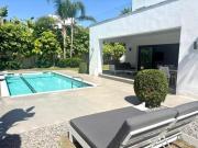Chalet en alquiler en Estepona, Estepona East Paraiso...