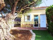 Chalet en alquiler en La Xara