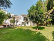 Chalet en alquiler en Marbella, Milla De Oro