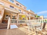 Chalet en alquiler en Playa Flamenca, Alicante Costa Blanca