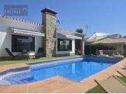 Chalet en alquiler en Rincón de la Victoria