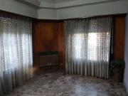 Chalet en esquina Ideal primera vivienda en Moron Sur