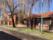 CHALET EN EXCELENTE ZONA DE LOMAS DE ZAMORA OESTE SOBRE...