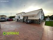 CHALET EN LA ZONA DE LAS PALOMAS, CHICLANA DE LA FRONTERA