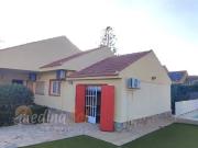 CHALET EN PLANTA BAJA CON PISCINA PRIVADA Y JARDINES KM...