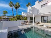 Chalet en venta a estrenar en Estepona Málaga