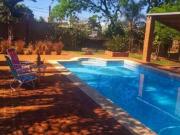 Amplio Chalet en B° Jardin