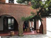 Chalet en venta c/ cochera en San Carlos