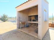 Chalet en Venta con Piscina y Vistas a la Montaña en Villena