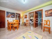 Chalet en venta de 3 dormitorios y 1 baño con piscina...