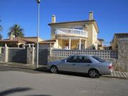 Chalet en venta. EMPURIABRAVA