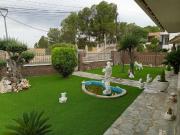 Chalet en venta en Abrera. Casa a 4 vientos en Can...
