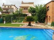 Chalet en venta en Abrera, de 347 m² 4 habitaciones por...