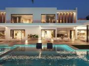 Chalet en venta en Adeje, La Caleta. Villa de lujo en La...