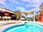 Chalet en venta en Adeje, Playa Fañabé Alto. Adosado...