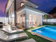 Casa pareada en venta en Adeje, Playa Fañabé Alto. en...