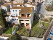 Chalet en venta en Agullana. Chalets.
