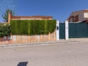 Chalet en venta en Albolote. Chalets.