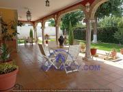 Chalet en venta en Alcalá de Guadaira, Centro. CHALET...