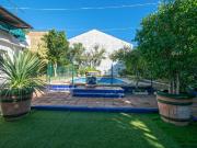 Chalet en venta en Alcalá de Guadaira, La Paz. Chalet en...