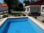 Chalet en venta en Alcalá de Guadaira, Oromana. Chalet...