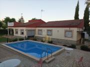 Chalet en venta en Alcalá de Guadaira, Oromana. Chalet...
