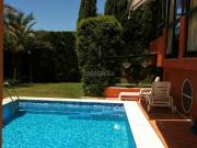 Chalet en venta en Alcalá de Guadaira, Torrequinto....