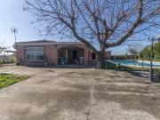 Chalet en venta en Alcalá de Guadaira, Urbanización...