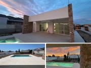Chalet en venta en Alcanar Costa Dorada. Villa en venta...