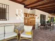 Chalet en venta en Alcaucín. Preciosa casa lista para...