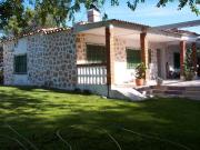 Chalet en venta en Alcázar de San Juan. CASA A LA VENTA....