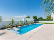Chalet en venta en Alcázares Los, Centro. Deslumbrante...