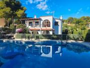 Chalet en venta en Alcossebre. Chalets.